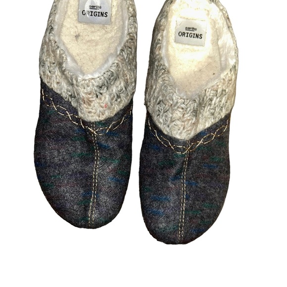 Earth Origins Elana Slip on gray Casual Shoes size 9 fur lined - Picture 2 of 6